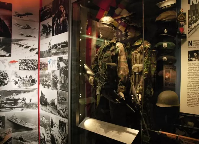 Oto lista 18 eksponatów, które warto obejrzeć w Imperial War Museum w Londynie: